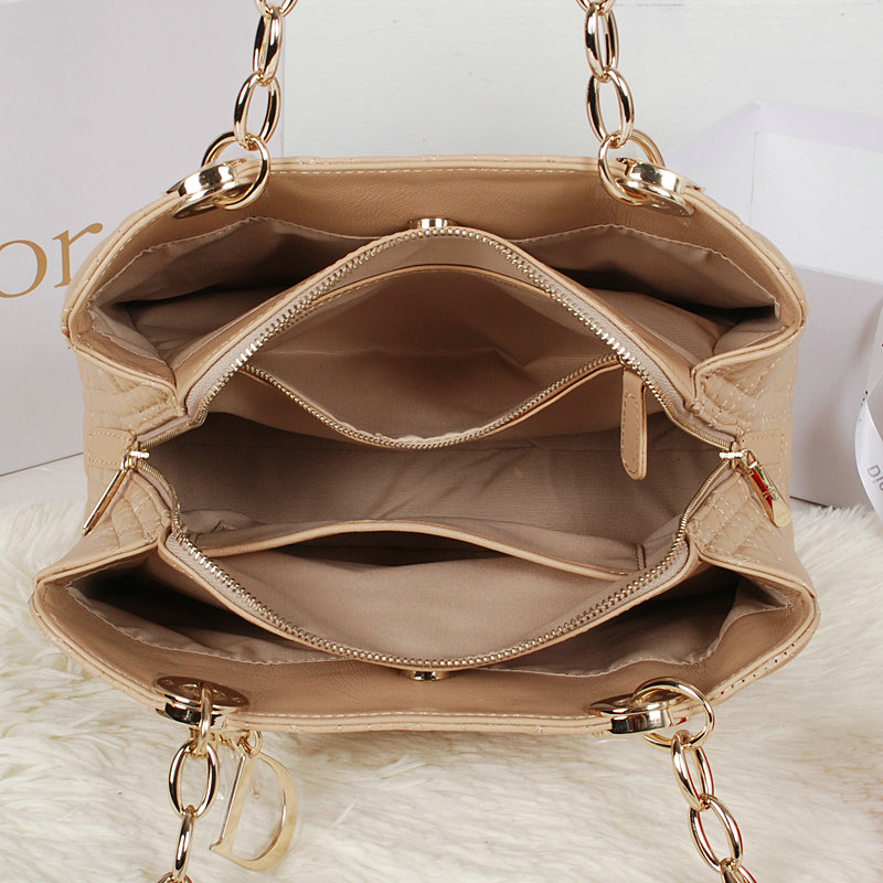 dior soft tote lambskin 52232 apricot